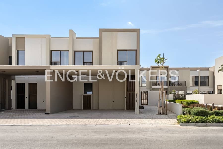 End Unit | Brand New | Close To Amenities End Unit | Brand New | Close To Amenities