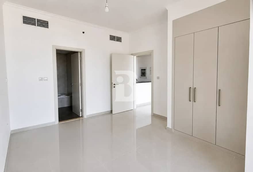 Golf View | High Floor | Spacious Layout Golf View | High Floor | Spacious Layout