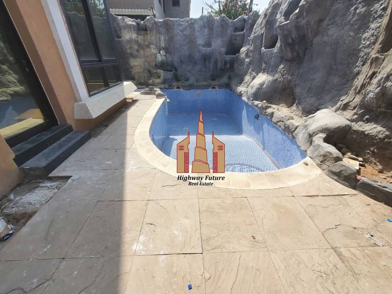 10 667990. jpg
