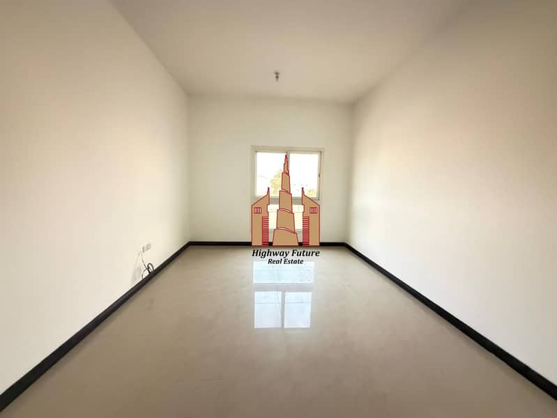 40 813579. jpg