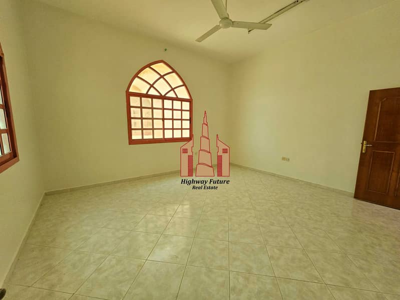 9 834255. jpg