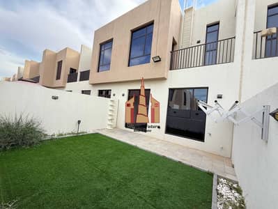 2 Bedroom Townhouse for Rent in Al Tai, Sharjah - b1d6c405-2641-47d9-8b74-3ecdcdd9d67f. jpeg