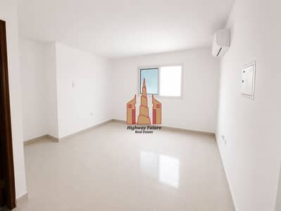 Studio de  à à louer à Muwaileh Commercial, Sharjah - 1000092700. png