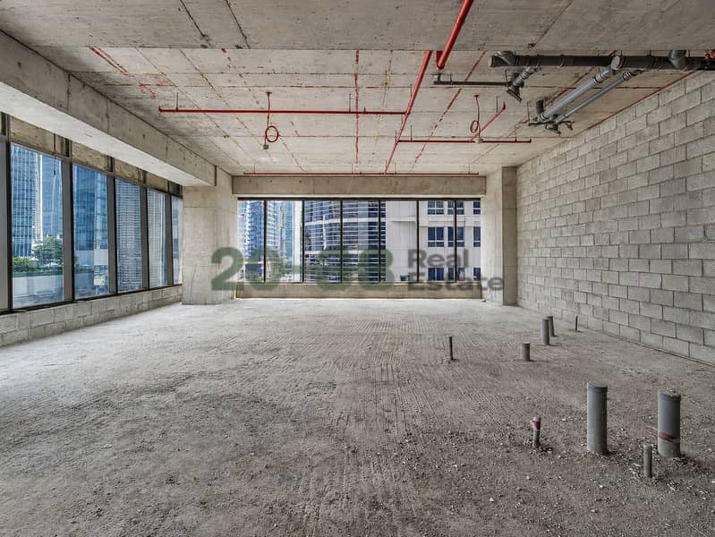 5 Office2. jpg
