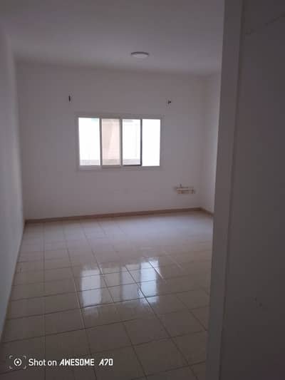 1 habitación Apartamento para en Alquiler en Al Majaz, Sharjah - WhatsApp Image 2026-07-27 at 4.39. 13 PM. jpeg 1 habitación Apartamento para en Alquiler en Al Majaz, Sharjah - WhatsApp Image 2026-07-27 at 4.39. 13 PM. jpeg