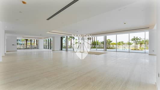 4 Bedroom Apartment for Sale in Palm Jumeirah, Dubai - Image 1 4 Bedroom Apartment for Sale in Palm Jumeirah, Dubai - Image 1