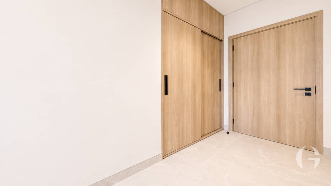 13 Image 13