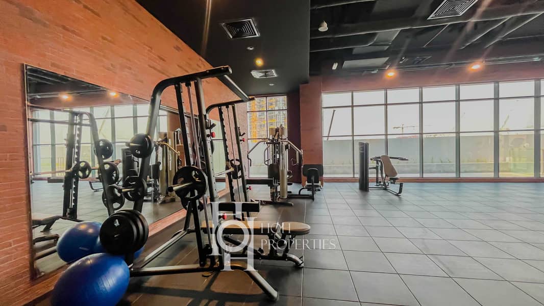 24 Century Amenities-10. jpg