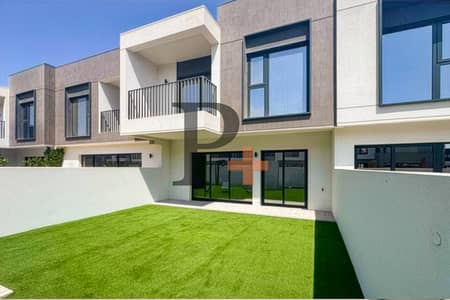 3 Bedroom Villa for Rent in Dubai South, Dubai - Single Row | Park facing | Next to Pool