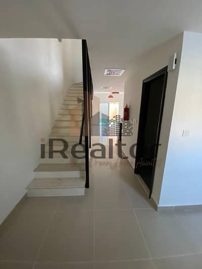 2 Bedroom Townhouse for Sale in Al Reef, Abu Dhabi - WhatsApp Image 2026-05-02 at 14.24. 25 (2). jpeg