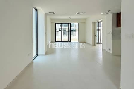 4 Bedroom Townhouse for Sale in Town Square, Dubai - Vacant On Transfer | Single Row | Great Location 4 Bedroom Townhouse for Sale in Town Square, Dubai - Vacant On Transfer | Single Row | Great Location