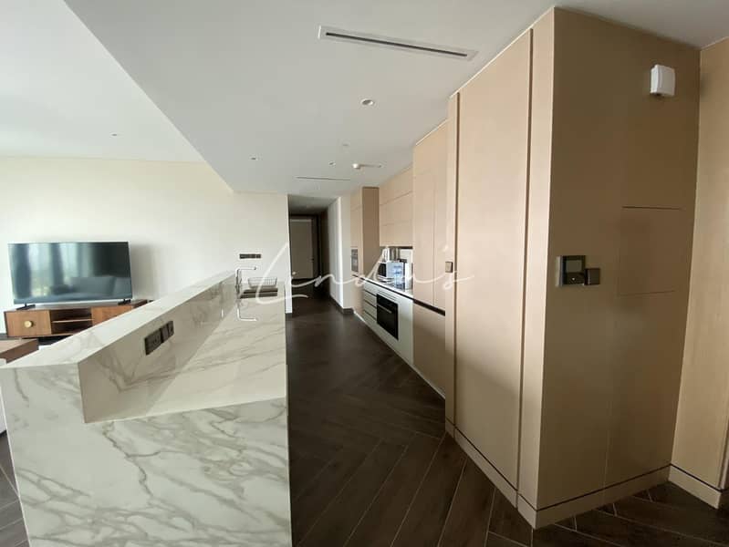 5 images image img