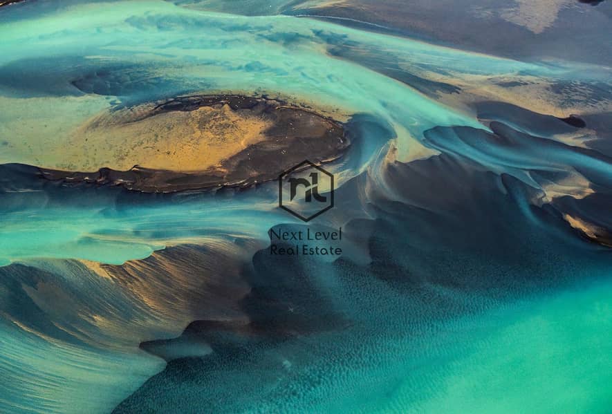 10 02_Mirage_The_Oasis. jpg