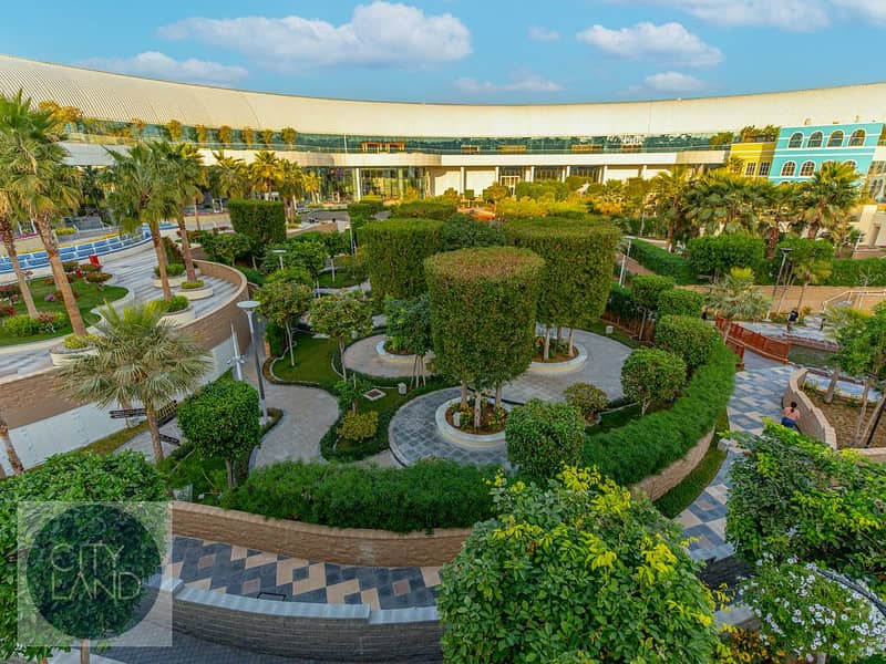 19 Garden-74. jpg