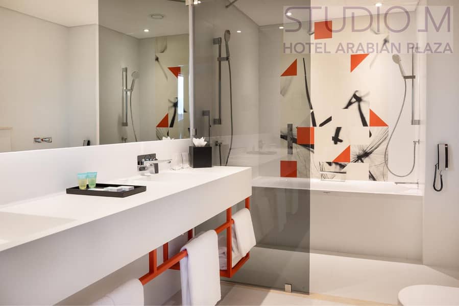 6 Studio-M-Arabian-Plaza---Urban-Executive-Bathroom. jpg