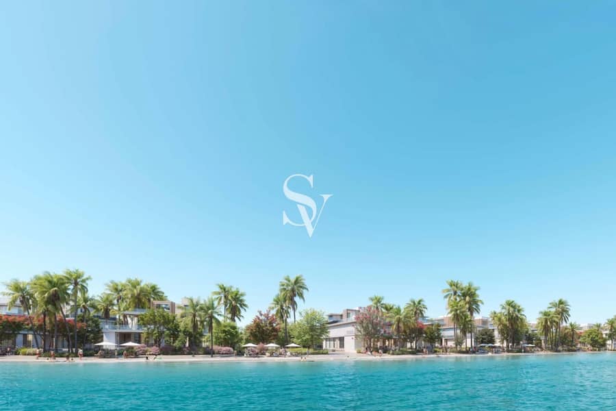 On the Water | Detached Villa | Near Amenities On the Water | Detached Villa | Near Amenities