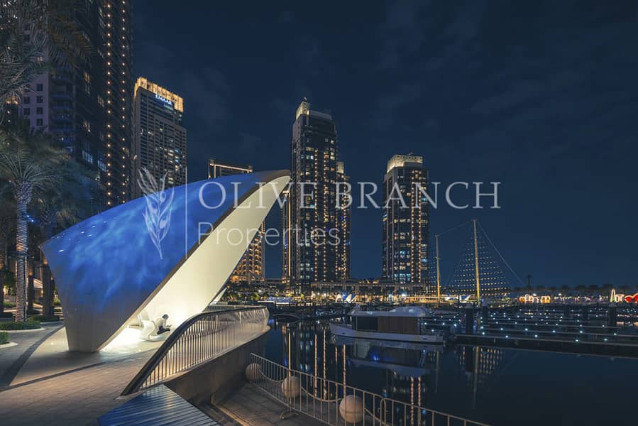 11 VALO_DCH_BROCHURE_Page_02_Image_0001. jpg