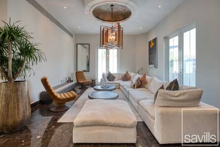 5 Schlafzimmer Villa zum zur Miete in Umm Suqeim, Dubai - Villa in Umm Suqeim，Umm Suqeim 3, 5 schlafzimmer, 1100000 AED - 16000097