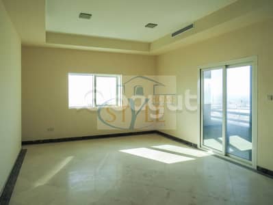 4 Schlafzimmer Wohnung zum zum Verkauf in Al Majaz, Sharjah - Wohnung in Al Majaz,Al Majaz 1, 4 schlafzimmer, 1800000 AED - 6779256 4 Schlafzimmer Wohnung zum zum Verkauf in Al Majaz, Sharjah - Wohnung in Al Majaz,Al Majaz 1, 4 schlafzimmer, 1800000 AED - 6779256