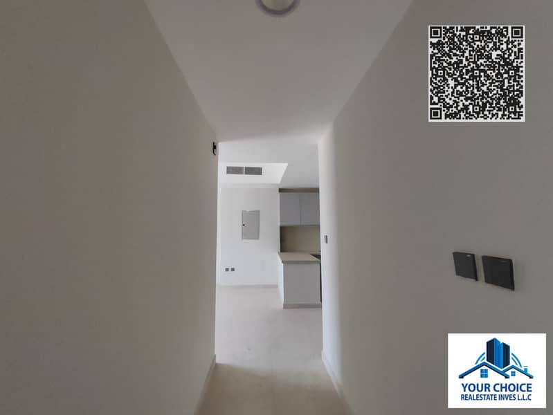 18 12dba39c-b641-4467-84f6-cae0cb99e3ee. jpg