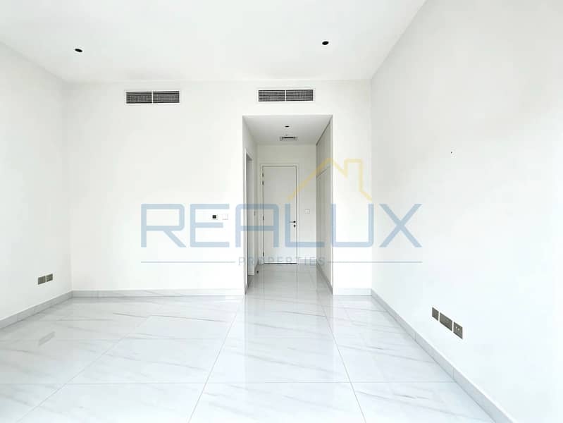 11 copy_20209FA7-233B-43AE-99D2-923ACD4E00F9. jpg