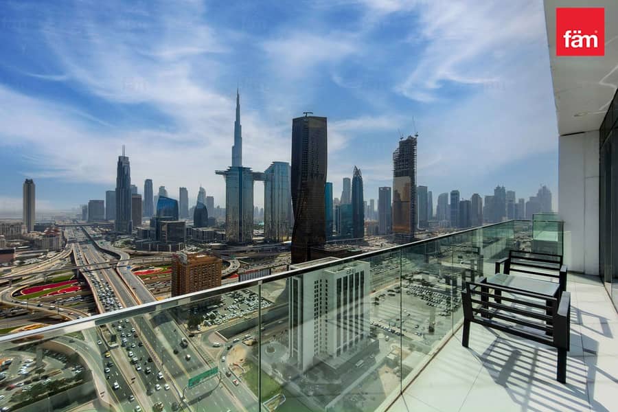 Sea Views | High Floor | Natural Light | Huge Size Sea Views | High Floor | Natural Light | Huge Size