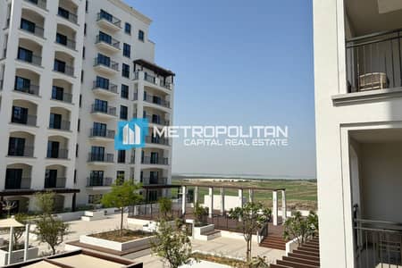 2 Slaapkamers Appartement te Huur in Yas Island, Abu Dhabi - Appartement in Yas Island,Yas Golf Collection,Views G, 2 slaapkamers, 165000 AED - 16001744 2 Slaapkamers Appartement te Huur in Yas Island, Abu Dhabi - Appartement in Yas Island,Yas Golf Collection,Views G, 2 slaapkamers, 165000 AED - 16001744