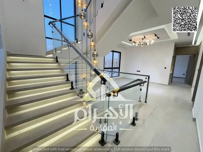 28 854836680-1066x800. webp