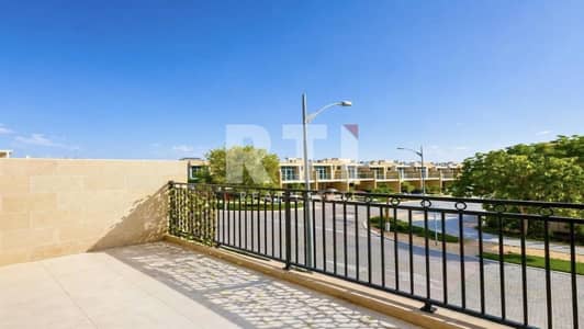 4 Bedroom Townhouse for Sale in DAMAC Hills 2 (Akoya by DAMAC), Dubai - Bright and Specious |Courtyard |Next to Amenities 4 Bedroom Townhouse for Sale in DAMAC Hills 2 (Akoya by DAMAC), Dubai - Bright and Specious |Courtyard |Next to Amenities