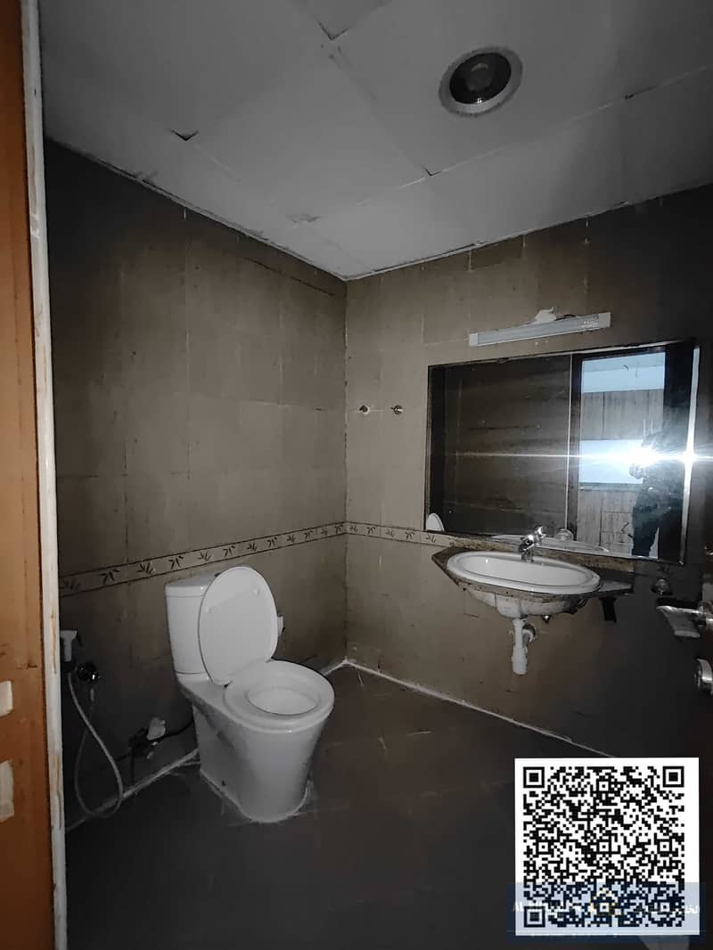 4 WhatsApp Image 2026-05-01 at 16.31. 20 (1). jpg