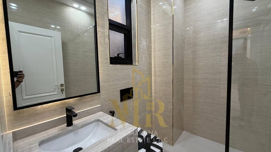 11 854614062-800x600. jpeg