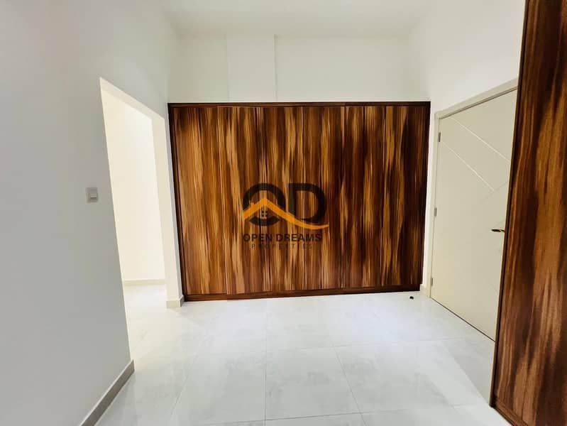 10 1000191659. jpg
