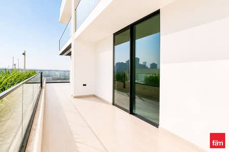 2 Bedroom Apartment for Sale in Jumeirah Village Circle (JVC), Dubai - Large Terrace I One Of A Kind I 2 Parking Spaces