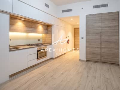 Studio for Rent in Dubai Marina, Dubai - Amazing Location | White Goods | Unfurnished Studio for Rent in Dubai Marina, Dubai - Amazing Location | White Goods | Unfurnished