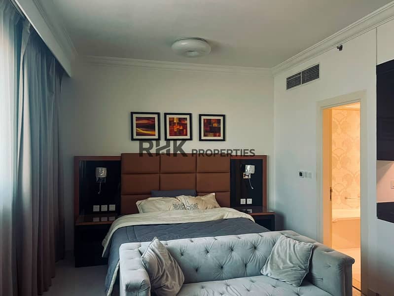 Master bedroom with en-suite bathroom in furnished apartment Dubai Silicon Oasis Master bedroom with en-suite bathroom in furnished apartment Dubai Silicon Oasis