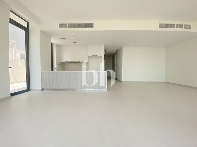 3 images image img