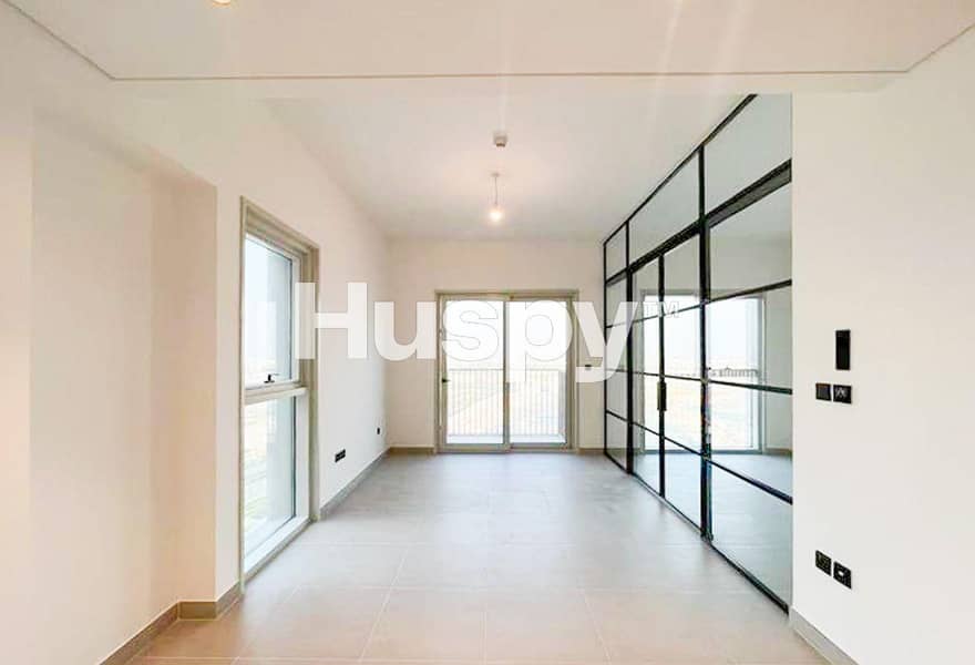 Corner Layout | Vacant | Facing Amenities Corner Layout | Vacant | Facing Amenities