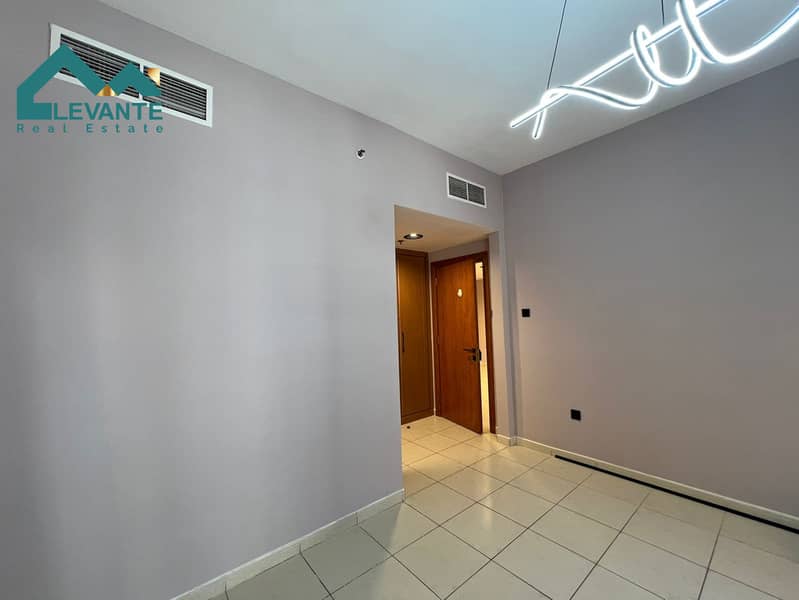 9 Image 9