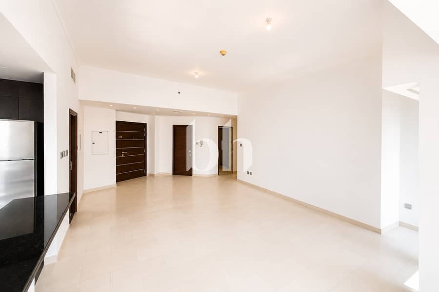 3 images image img