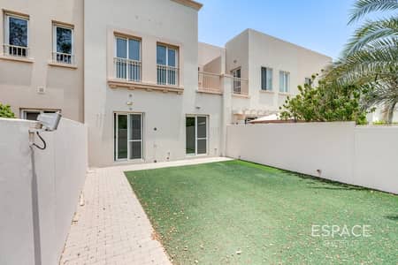2 habitaciones Villa para en Alquiler en The Springs, Dubai - Villa en The Springs,The Springs 1, 2 dormitorios, 185000 AED - 16009393 2 habitaciones Villa para en Alquiler en The Springs, Dubai - Villa en The Springs,The Springs 1, 2 dormitorios, 185000 AED - 16009393