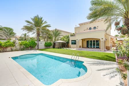 4 habitaciones Villa para en Venta en Jumeirah Park, Dubai - Villa en Jumeirah Park，District 4, 4 dormitorios, 12750000 AED - 15588843