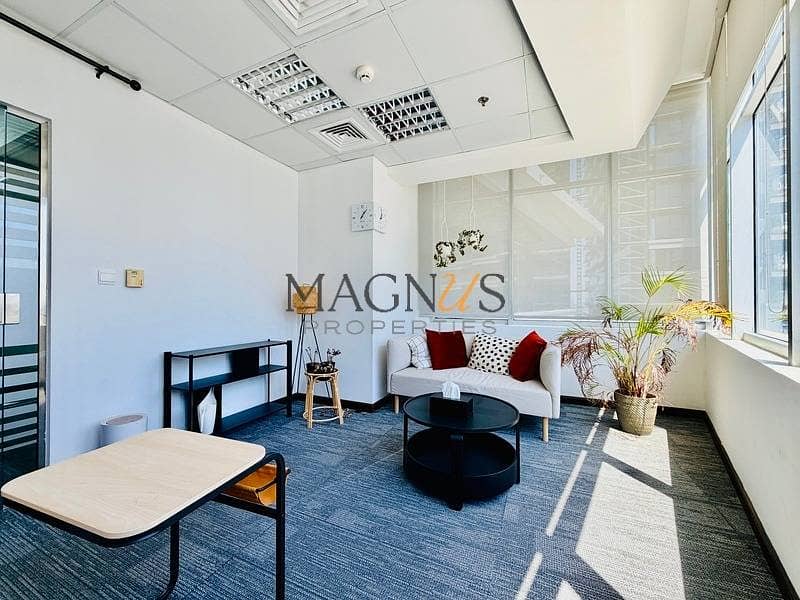 FURNISHED | 3 GLASS PARTITIONS | NO PARKING FURNISHED | 3 GLASS PARTITIONS | NO PARKING