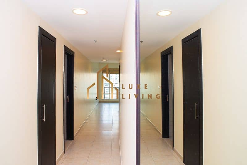 11 A90I2415. jpg