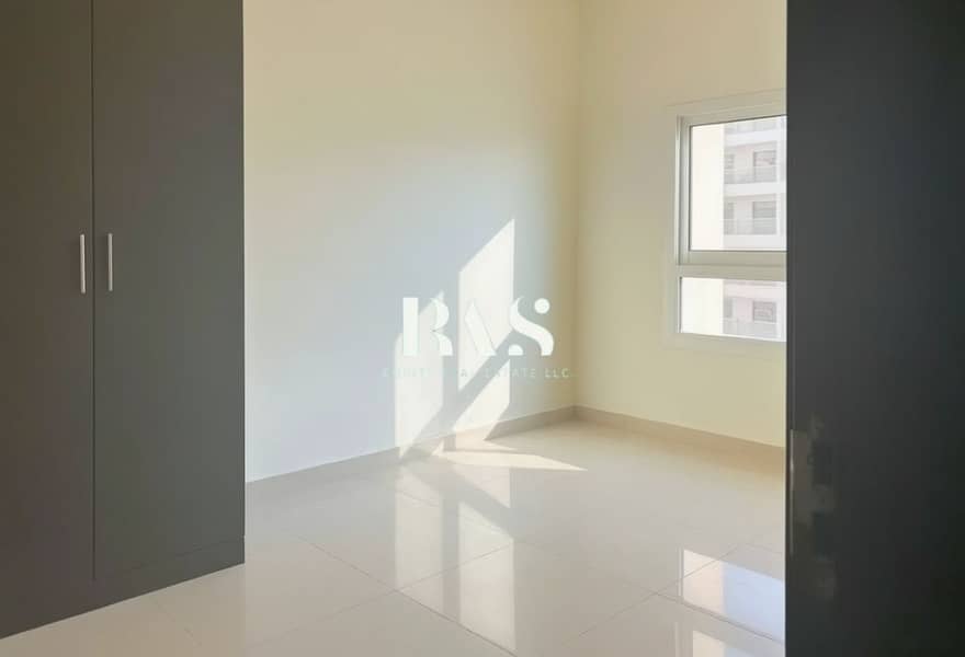 2 phototune. ai_1785389460. png