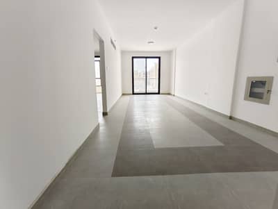 Appartement de 2 chambres à à louer à Muwaileh Commercial, Sharjah - 164815. jpg