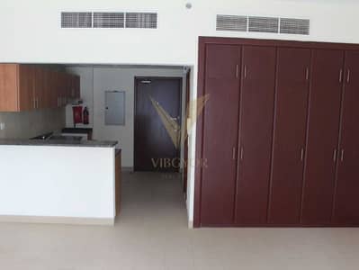 Studio for Rent in Dubai Sports City, Dubai - Golf View Studio | Well-Priced | Prime Location