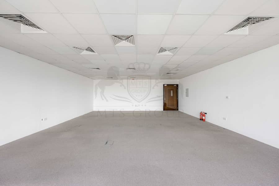 8 Churchill office 510-7. jpg