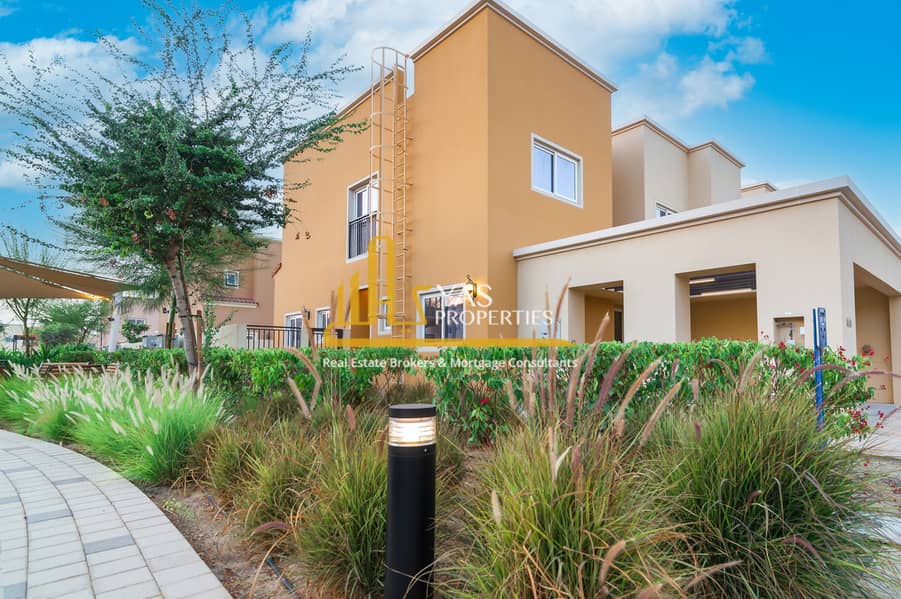 10 Amaranta 4 BR B2B Villa 117-12 Re-Edit. jpg
