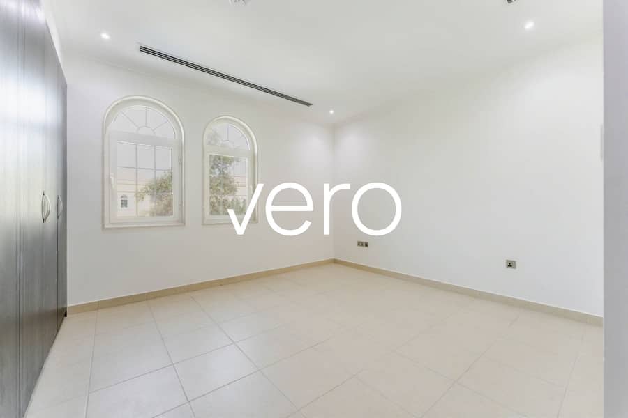 22 Photo 22