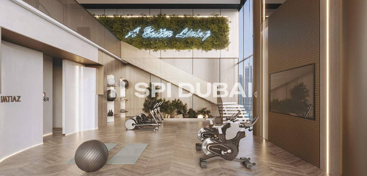 34 05_indoor_gym_lounge. jpg